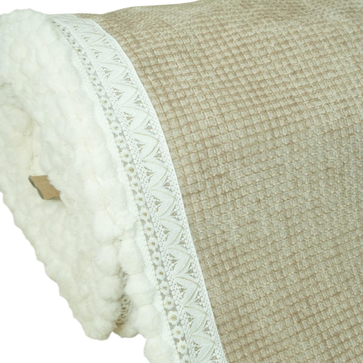 Elegant Beige Waffle Textured Sofa Cover with Floral Lace Border (Beige) 27 inch